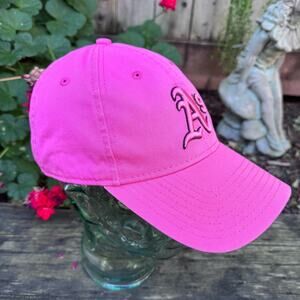 New Era Oakland Athletics A's Women's MLB Pink Embroidered Baseball Cap Hat